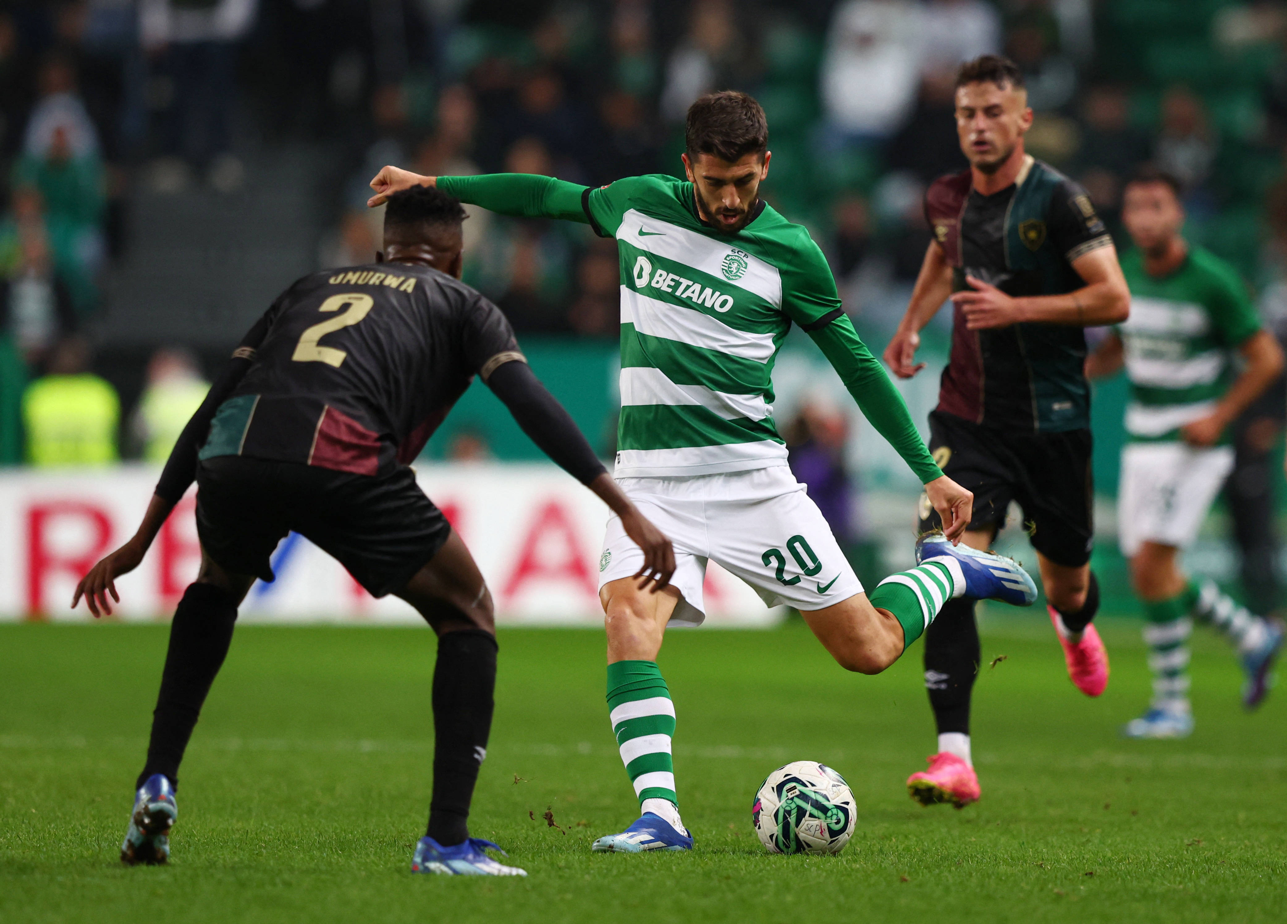 窗口期葡萄牙体育备战德甲，强势反弹细节曝光，赛场秩序良好，轮换策略成焦点(葡萄牙体育vs曼城前瞻)-开云官网