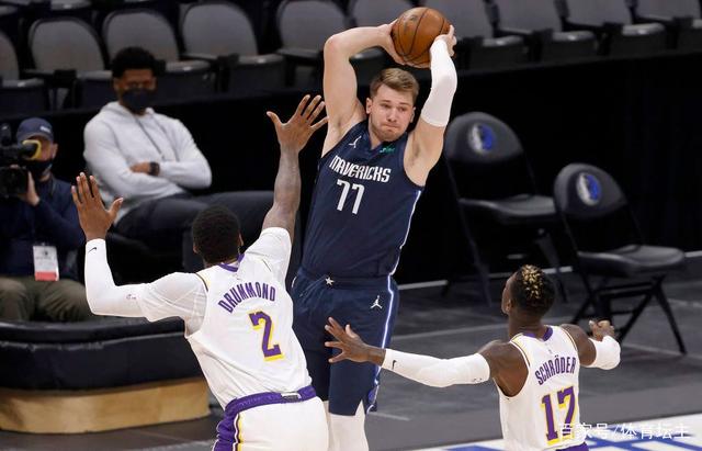 犹他爵士窗口期手感冰凉，志在NBA总决赛名次提升，引发热议，控场能力受关注-开云体育官网